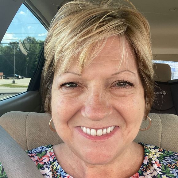 Meet your Posher, Polly - Picture 1 of 1